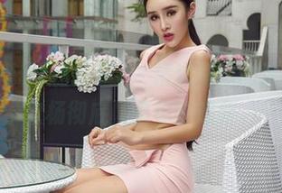 AISS爱丝(钻石版) - 精挑细选的连身袜，欣杨彻底颠覆你的想象。