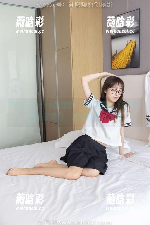 BoBoSocks袜啵啵 - 呼唤校服！糯米写真花絮集合，难得的顽皮时刻