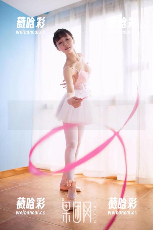 GIRLT果团网 - 梦心月私拍：视觉上的炸裂，这任何白都会自愧不如!