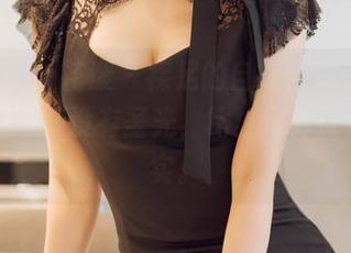 HuaYang花漾 - 裸足的自在，周于希sandy的写真没有圣光，比任何修饰都要真实。