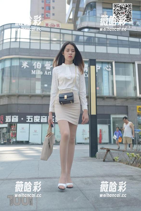 IESS异思趣向 - 醒目的舞姿：秋秋的皮靴作品在网盘等你