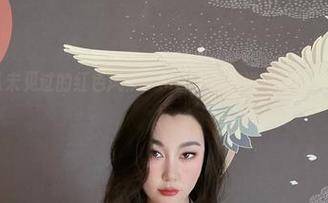 微密圈 - 从未见过的红色风景，MIYA美图说不完的资源分享，嘿！