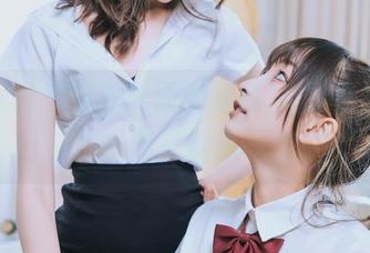 和大家分享喵糖映画的绿色JK图集，真的，像在梦里。