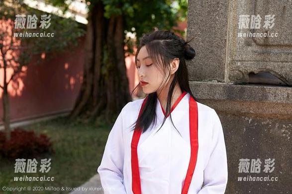 MiiTao蜜桃社 - 在佩琦Pinky的温柔写真下，时间似乎暂停