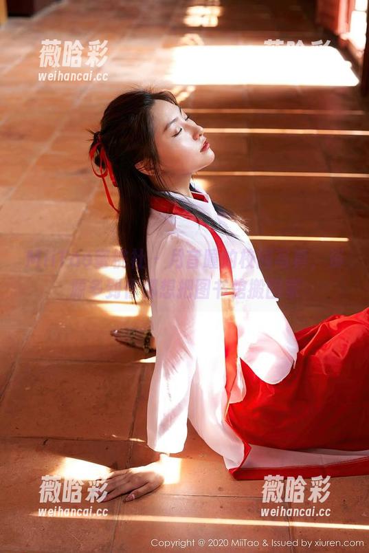 MiiTao蜜桃社 - 月音瞳的校园写真，资源多到你都想把图书馆搬回家