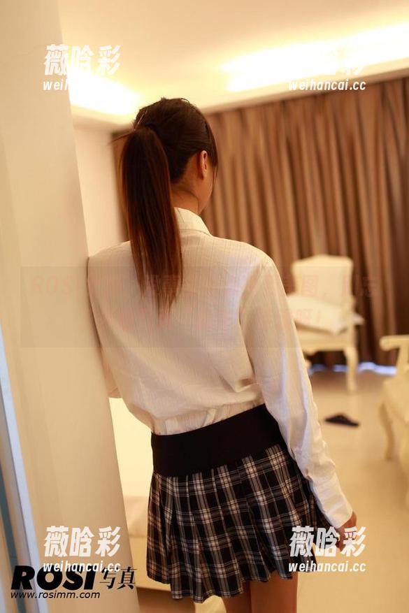 ROSI女孩，没事多来点免费美图，别忘了多拍几张“翻车”特辑呀！