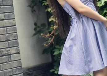 TouTiao头条女神 - 洛洛可的皮衣游戏：高清壁纸，谁来pick一下？