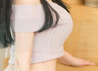 UGirls尤果网 - 承包你的视觉，Abby金金女王福利图片一览无遗。