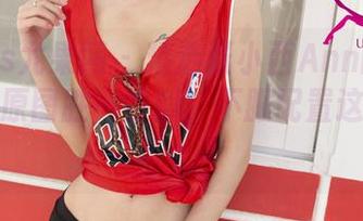 UGirls尤果网 - 精选张小西Ann的天使时刻：原图胜一百篇，不服配置这眼光吗？