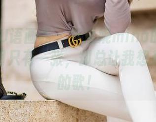 XIAOYU语画界 - 乔漫妮mina的双人图册：明明只有一张，却总让我想起二百五的歌！