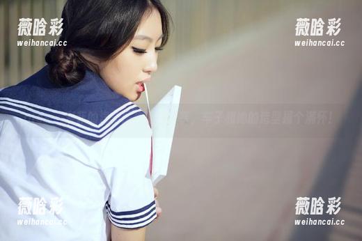 aiss - 索菲的汽车医生原图分享，车子和她的造型撞个满怀！