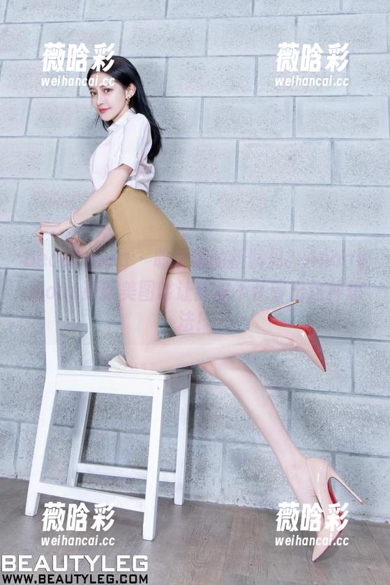 beautyleg - 职业装的新偏见？Anonymous更新美图时让我忍不住冒出这种想法！