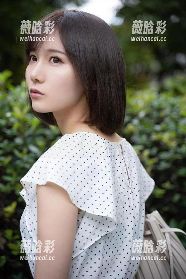 けん研的“bouquet”：没想到这就是图片里的那朵，让我多看呆了一会儿。