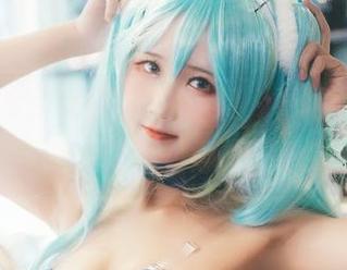 三度_69兔女郎私拍合集，看得我也不知道自己什么意思了！