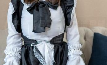 丽柜 - 桃子短裙写真集：高清里藏着些不太好说的意思