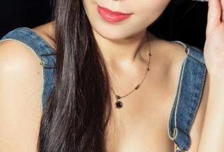 克拉女神 - 在图库里翻找姜璐的作品，别错过那个天台喔！