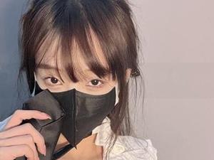 微密圈 - 兔宝妮to的毛衣写真，到底是毛衣好，还是她更吸引？