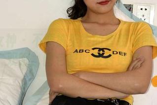 初夏女神 - 不要被柒柒的套装原图蒙蔽了双眼，图包里的反转更猛！