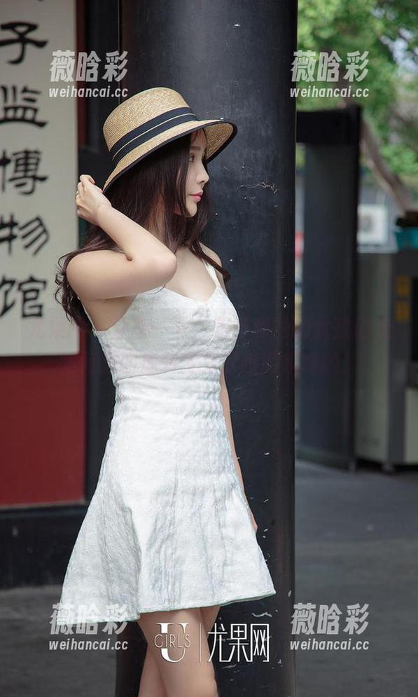 尤果网 - 分享一下，美替和她的女孩们是如何把图库转变为梦想游乐场的！