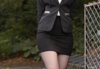 看屿鱼镂空写真在线，脑洞大开，不过要自我检查哦！