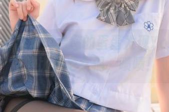图库新鲜出炉：看您的蛋蛋发现YouMi尤蜜的比基尼女偶，啧啧！