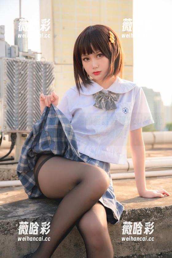 图库新鲜出炉：看您的蛋蛋发现YouMi尤蜜的比基尼女偶，啧啧！