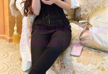 推女郎 - 何何夕的泳装秀，图册里的每一页都在试图勾引我。