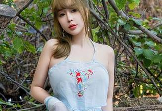 星颜社 - 写真里，星冉的礼服，越看越像个装饰品，不过这也是种风格吧？