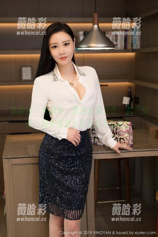 星颜社 - 黎秋秋，黑色合集分享：我只想说，她真懂怎么玩色彩不对称！
