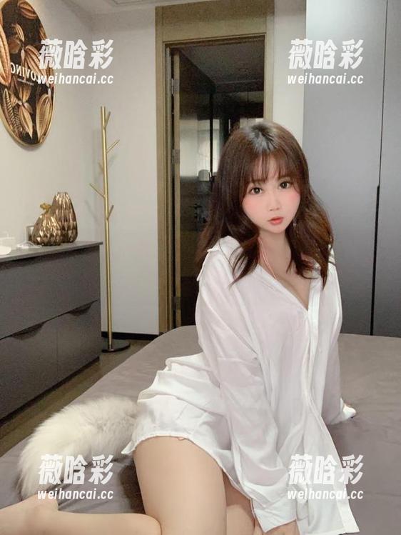 豹纹的魅力在是依酱吖的私房中被无限放大，看来我可能要再收藏一波了。