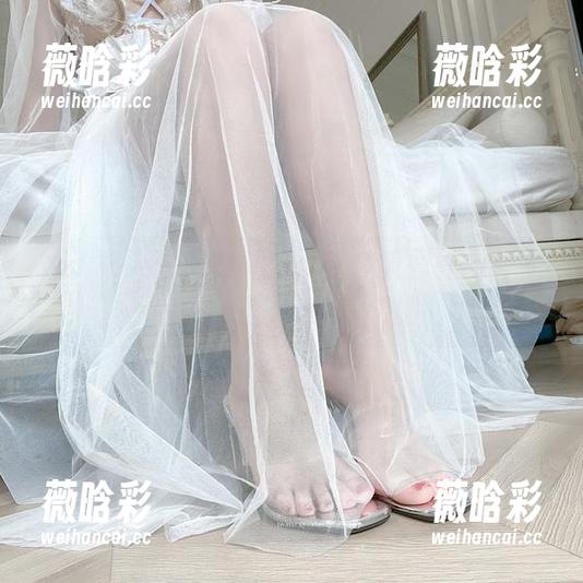 杏子夫人的私拍时光，泳装美图秀得有点迷人诶！