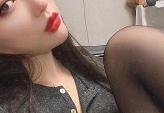 微密圈 - 林子琳喵的双人写真灵魂拷问，下载前你确定准备好了？