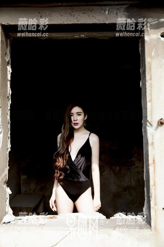 果团网 - 厨娘篇：蜜桃Q妹儿在厨房的狸猫换太子？