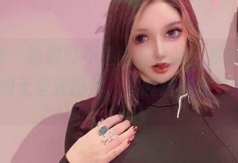 微密圈 - 瑜伽可不是闹着玩的，梦露veronica的无圣光图片，总能给人意外的启发。