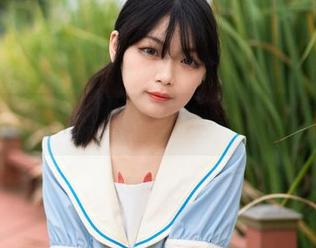 梨瑾瑾制服秀，免费资源等你来“享用”