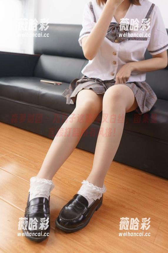 森萝财团 - 乃乃子这波高叉白丝，图集里直接打翻所有风格！