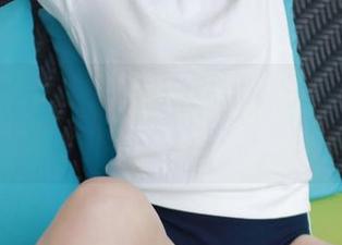 模范学院 - 少女时代来了！SiByl李思宁的私房图片中，你能找到几分童趣？