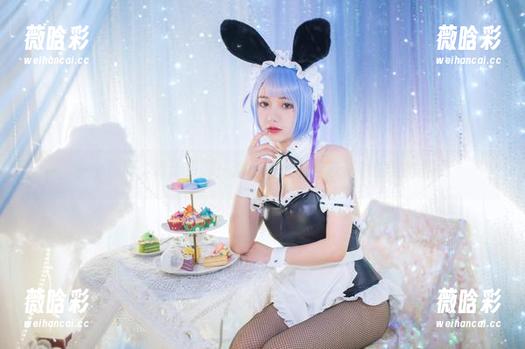 多个角度，高清资源：洛丽塔大哥与灰衬衫的绝妙搭配