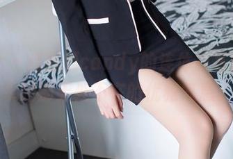 爱蜜社 - 杨紫嫣candy的连体衣写真，分享她那无处不在的优雅气息。