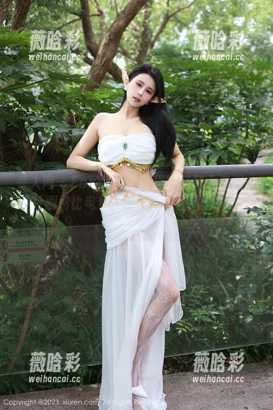 秀人网 - FoxYini孟狐狸的红裙大巡游：图片剧情比电视剧好看，原图满分不解释！