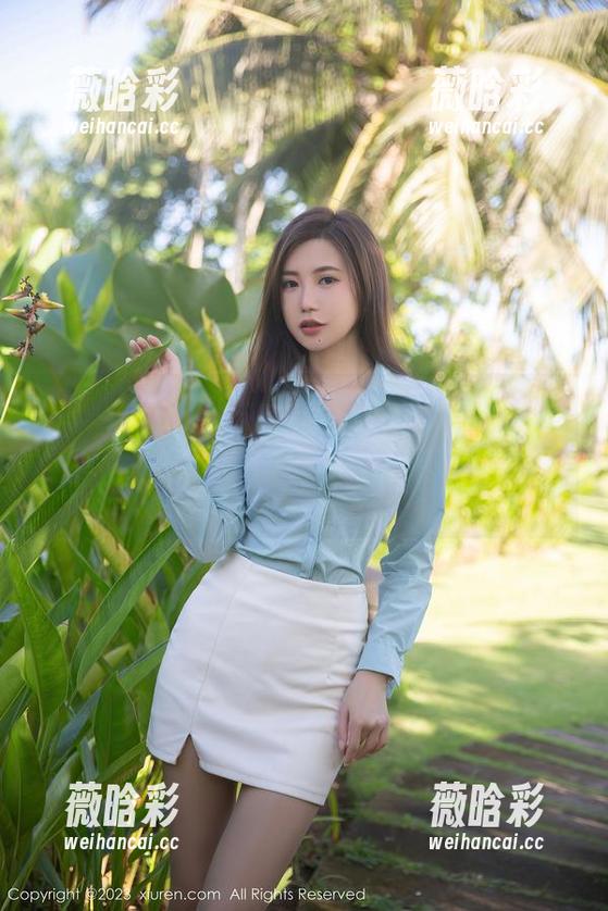 秀人网 - 全套的裤里丝，古月小同学你这样出镜，会不会被发现？原图保存的更要小心
