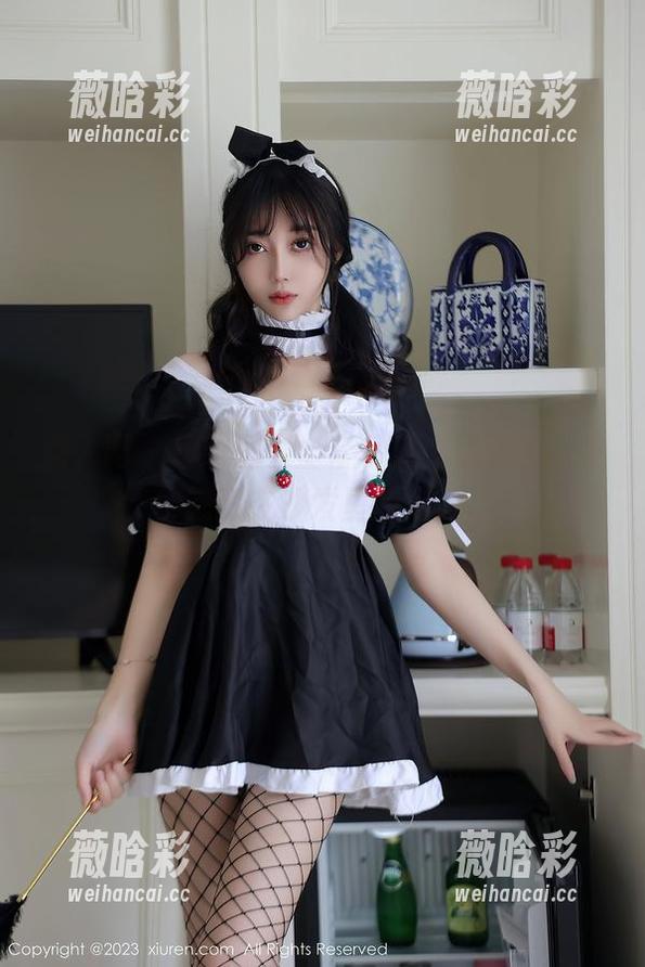 秀人网 - 幼幼居家全套写真，居然让我有种想窝在沙发里的冲动。