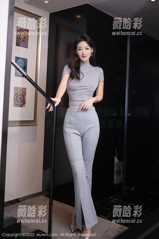 秀人网 - 我只想把月野兔美妞的女仆照悄悄分享，毕竟大家都该看看。