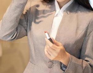 秀人网 - 梦心月又玩起白色连体衣，这颜值真没话说——不过这照片，原图请自便