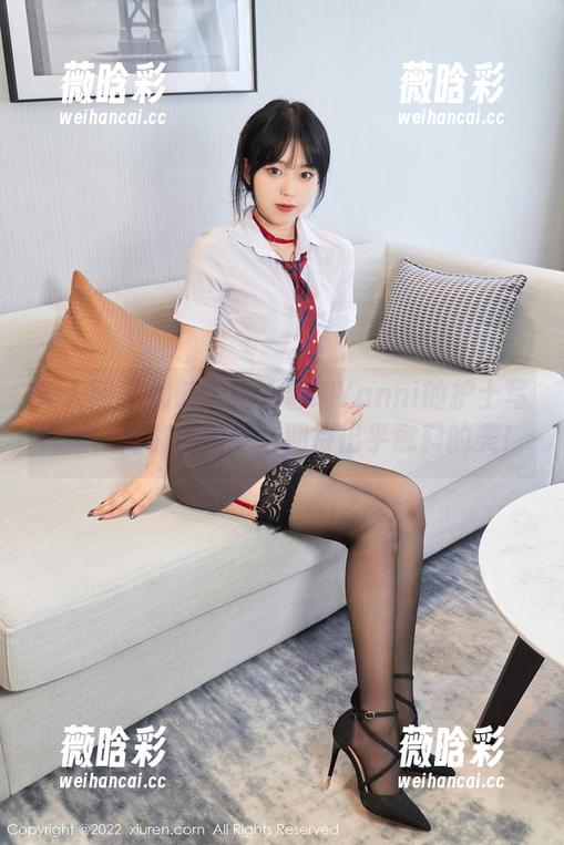 秀人网 - 别眨眼！王馨瑶Yanni的护士写真集，高能更新中，期待出乎意料的美！