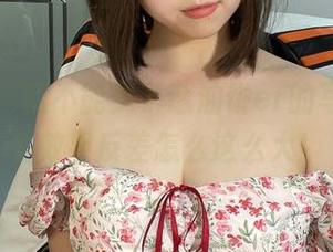 微密圈 - 就不能少了葱油饼er的写真，套装效果反差怎么这么大！