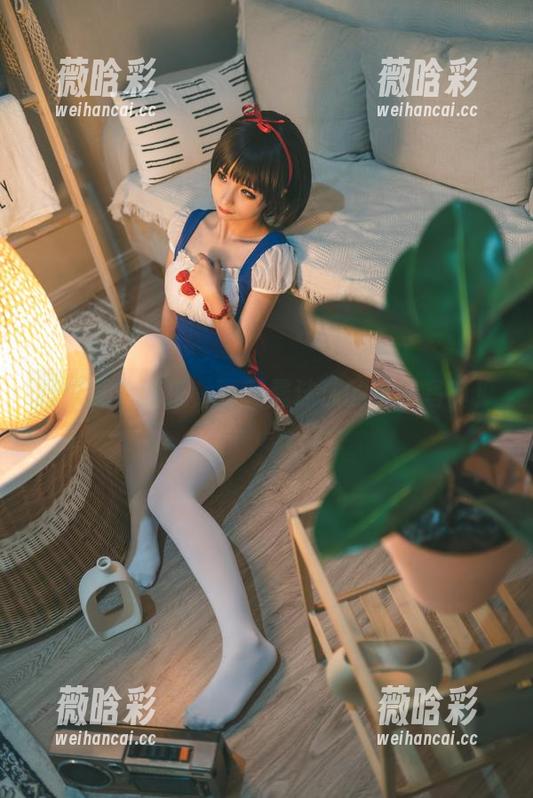 尽情释放快乐，下载蠢沫沫的运动写真！