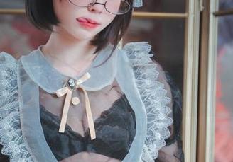 西园寺南歌在运动中，免费美图互动，你说会不会少点运动的乐趣？