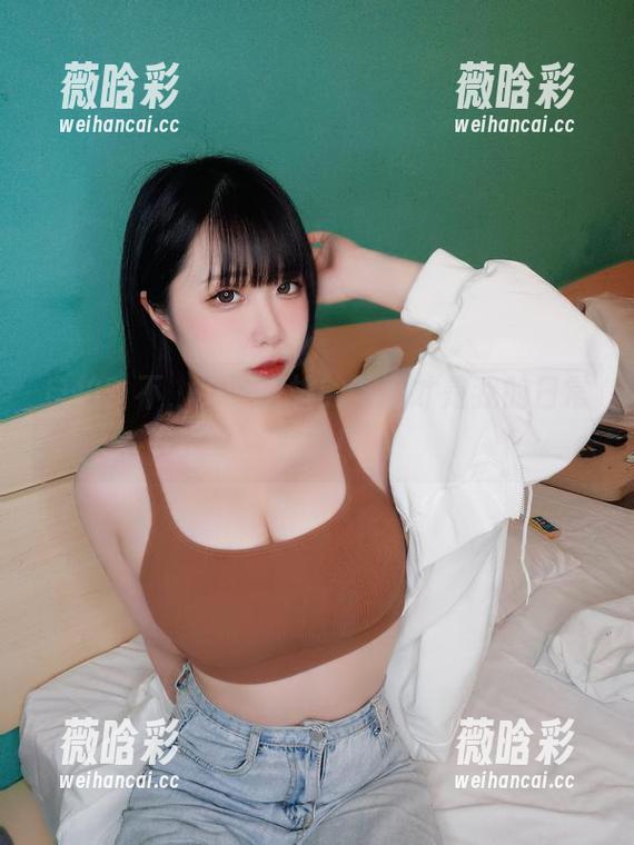 自拍？不，贞子蜜桃的美图才是我的日常消遣！