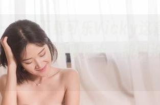 轰趴猫 - 只要下载可乐Vicky这套免费黑色图，立马变成黑暗骑士，貌似没什么用？
